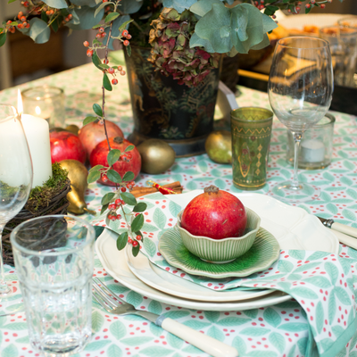 FESTIVE TABLE IDEAS AND INSPIRATION