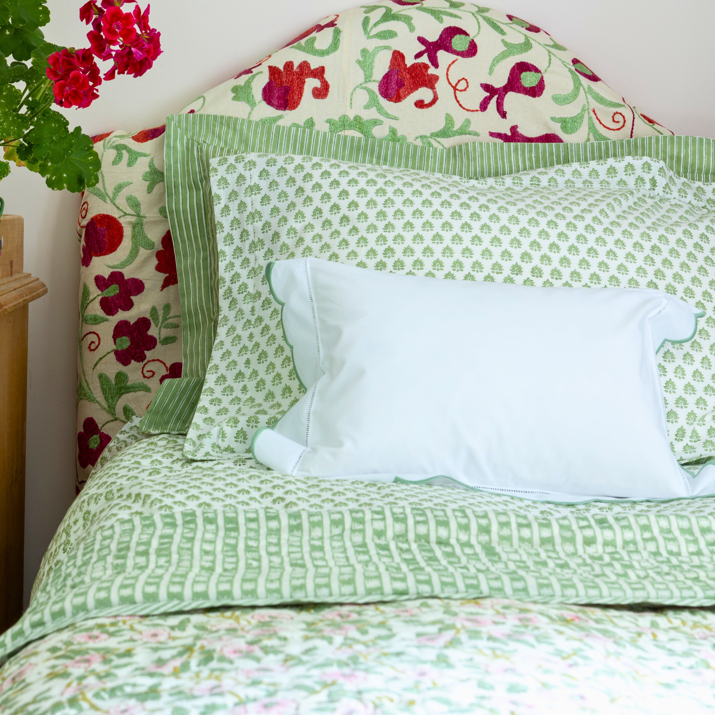 Green Pomily Duvet Cover