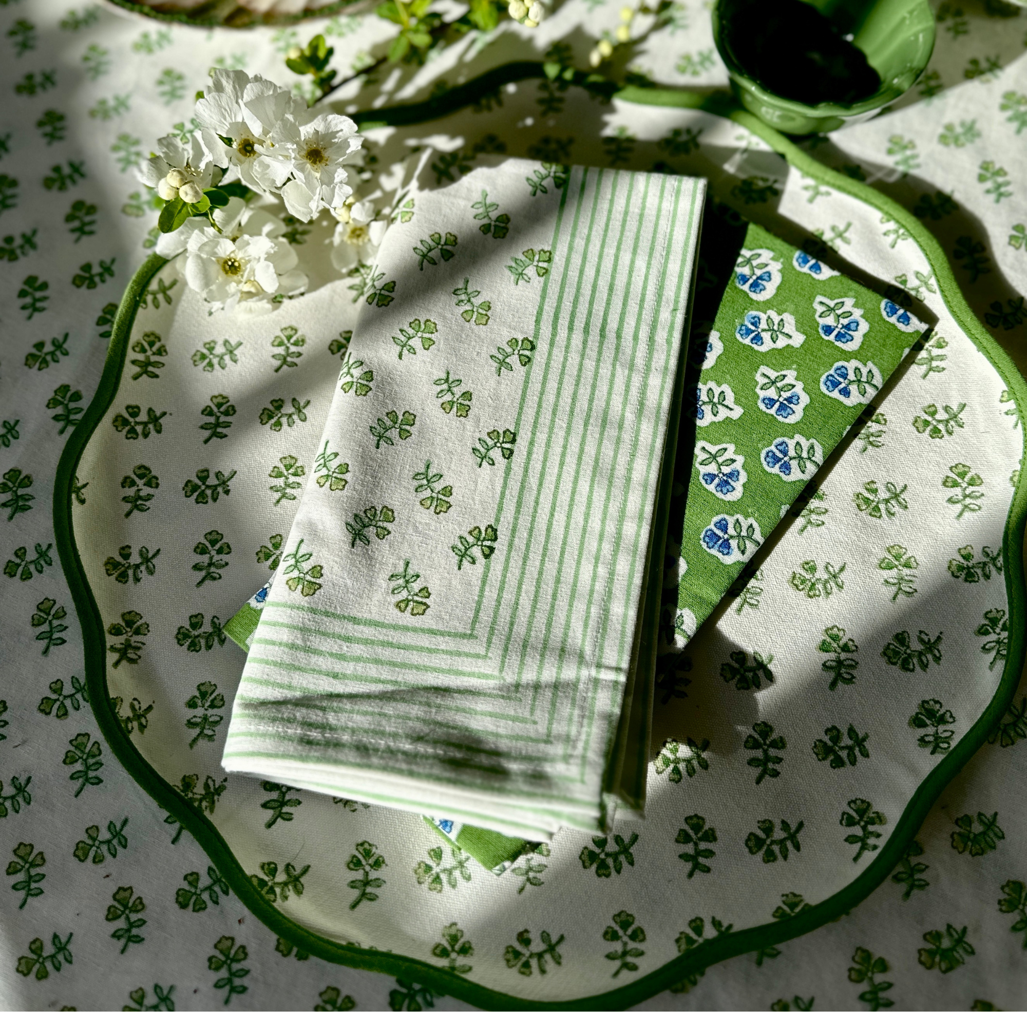 Green Ditsy Scallop Placemat