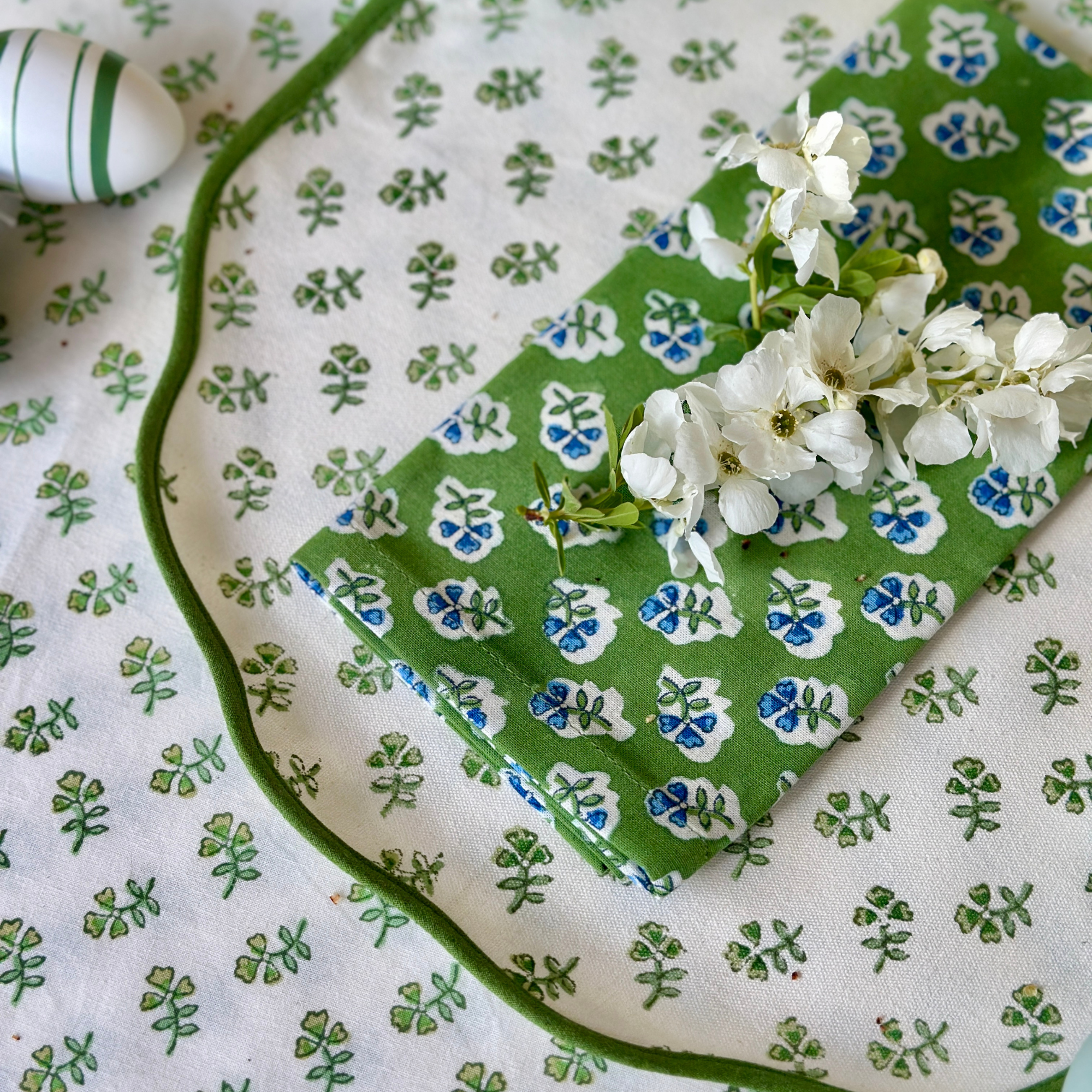 Green Ditsy Scallop Placemat