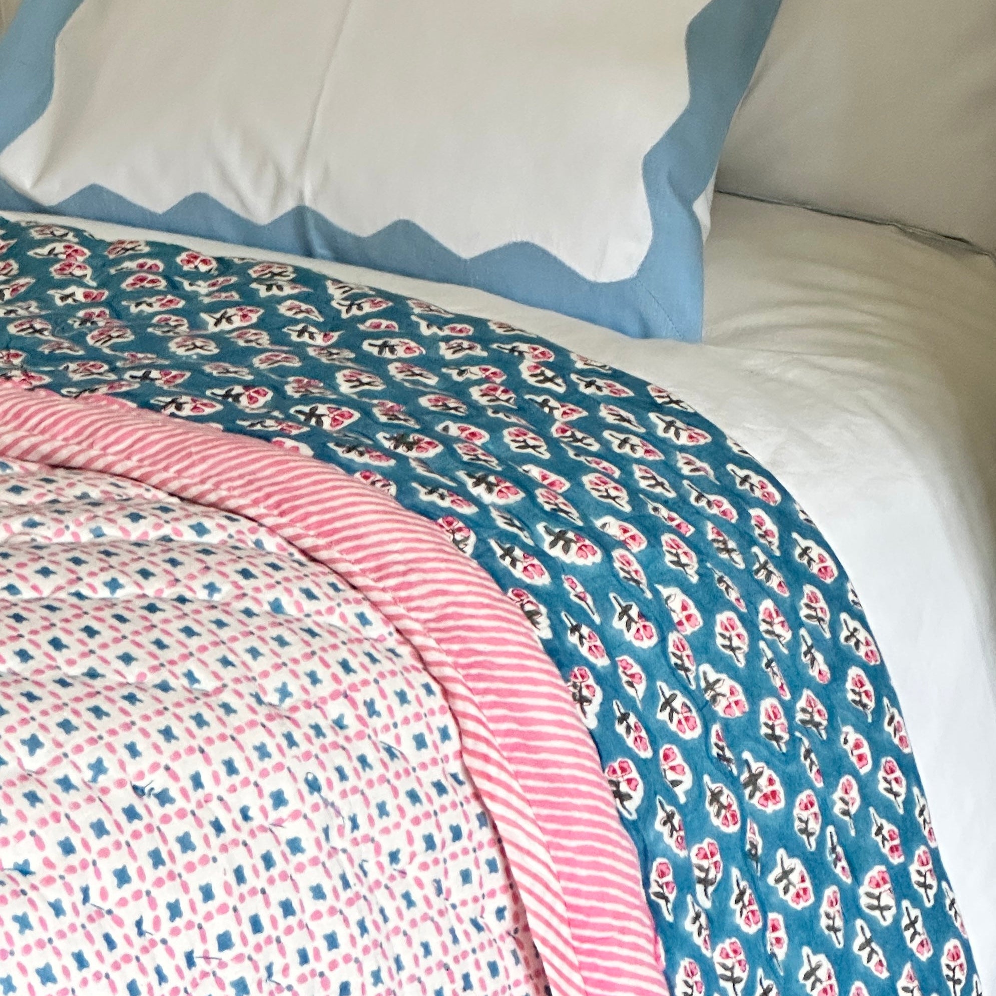 Teal Ditsy Quilt