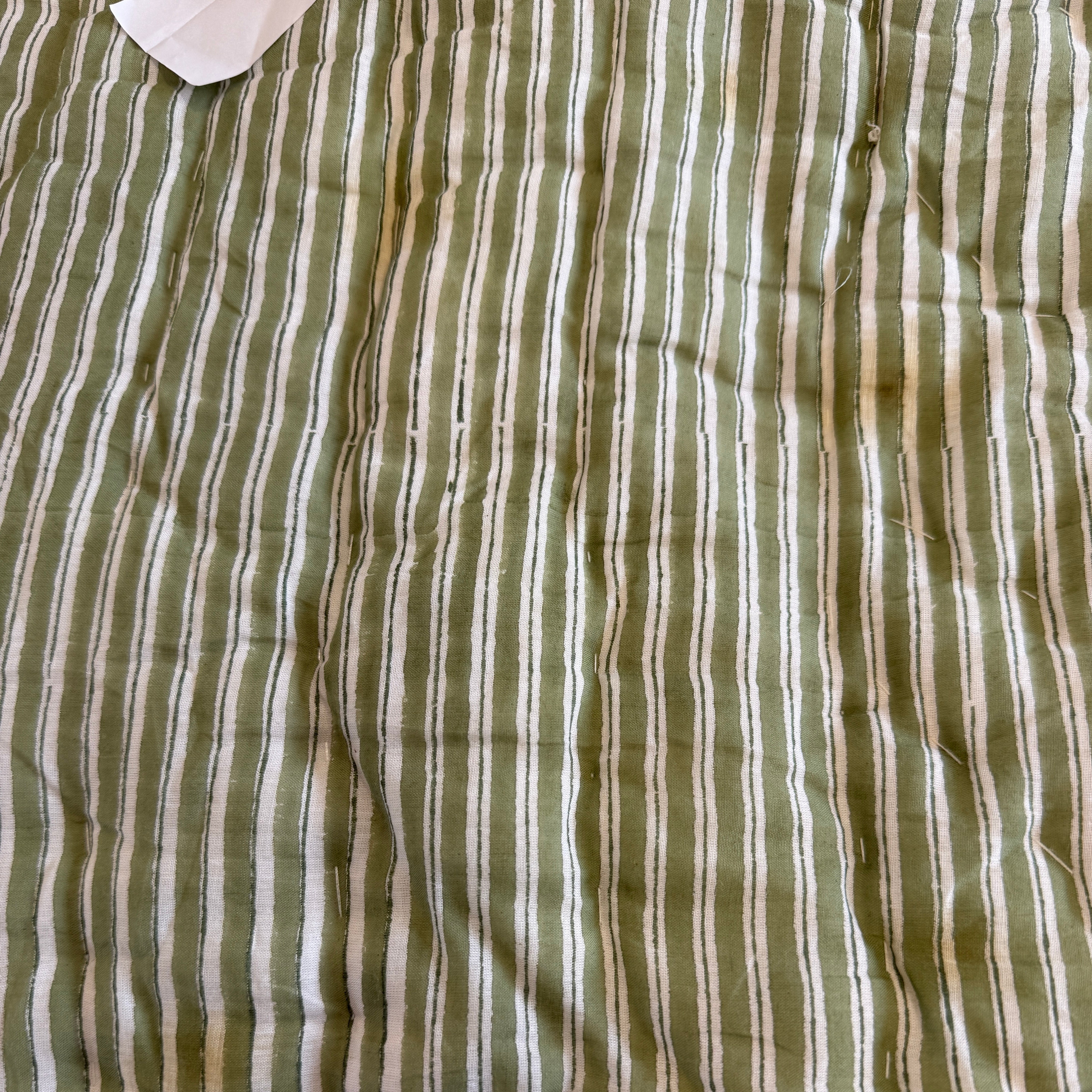 Seconds Green Pomily Quilt (Kingsize)