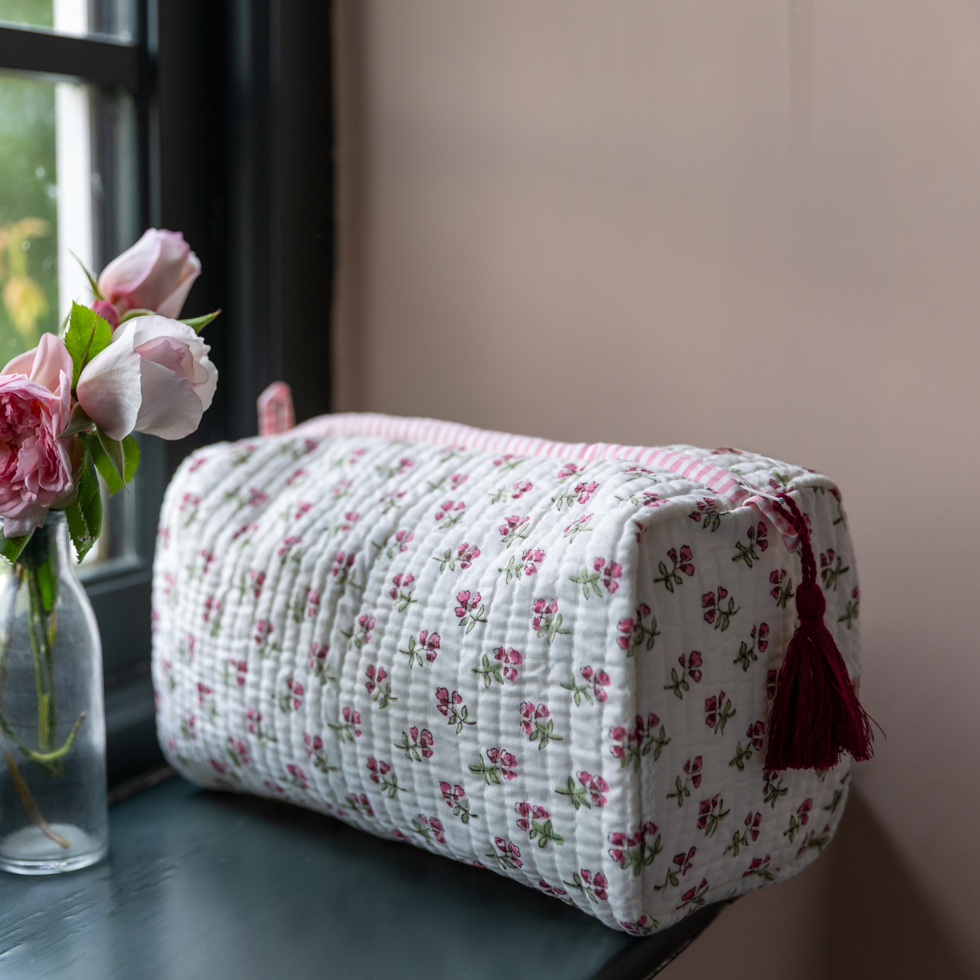 Pink Ditsy Wash Bag