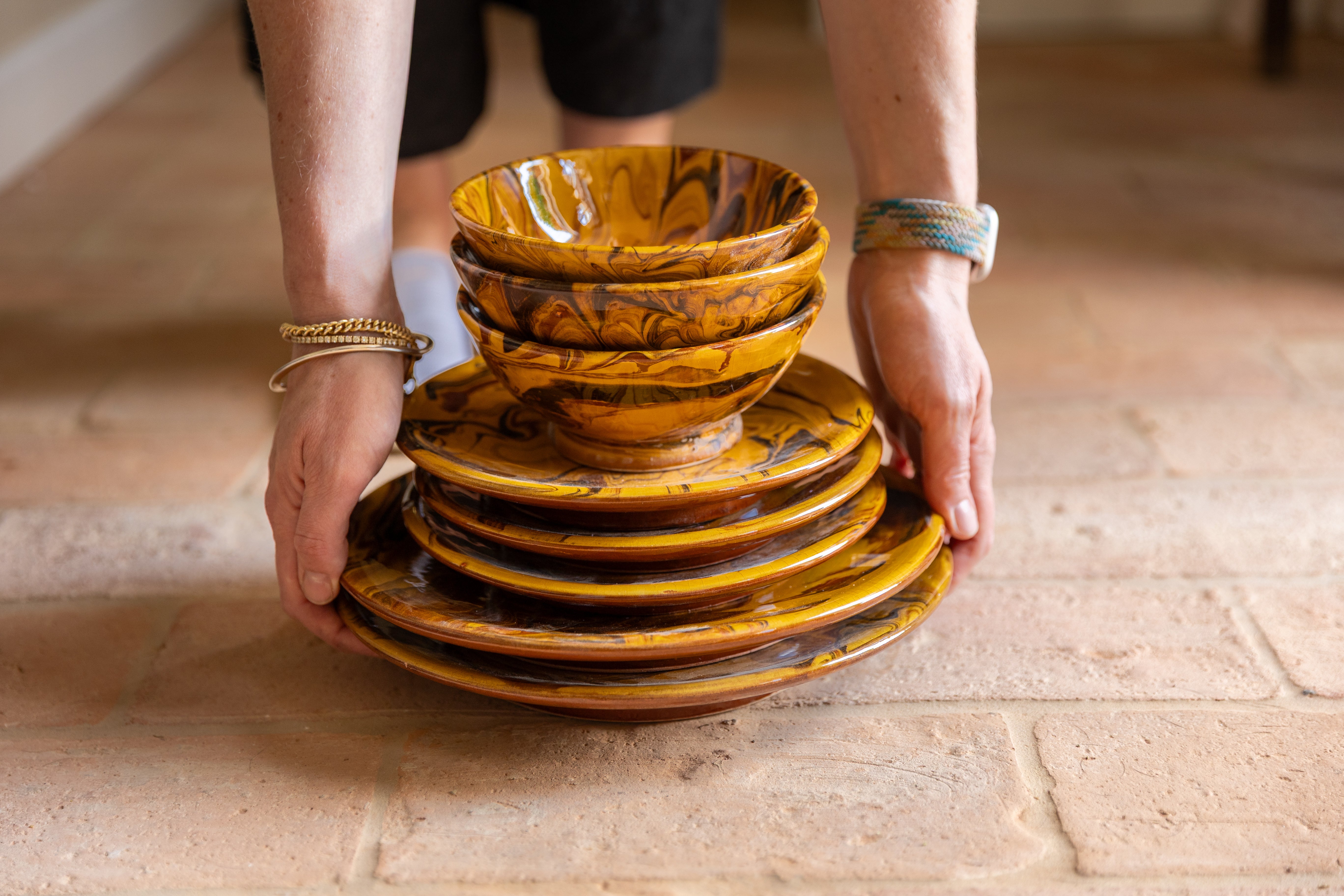 Large Honey Marbled Plate