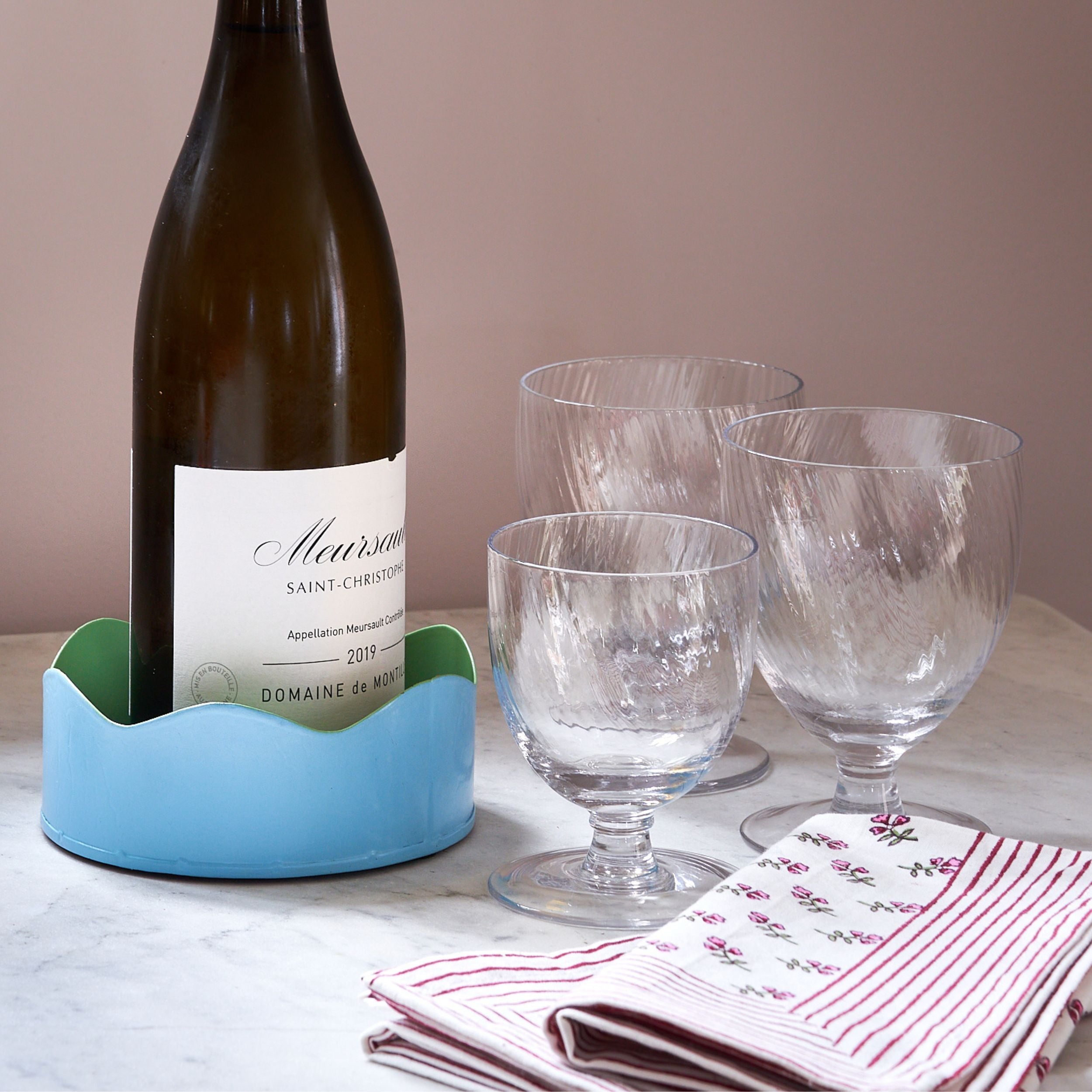 scalloped edge blue and green wine coaster