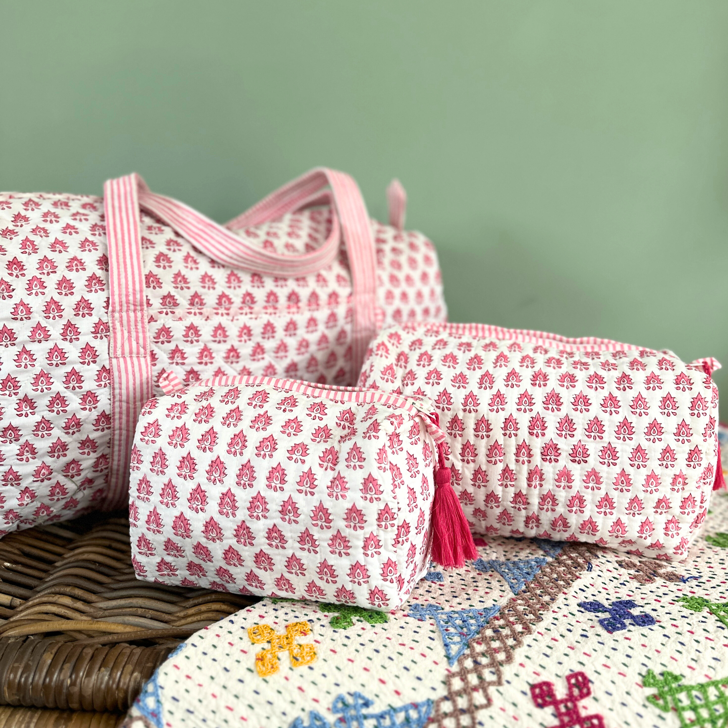 Pink Pomily Weekend Bag