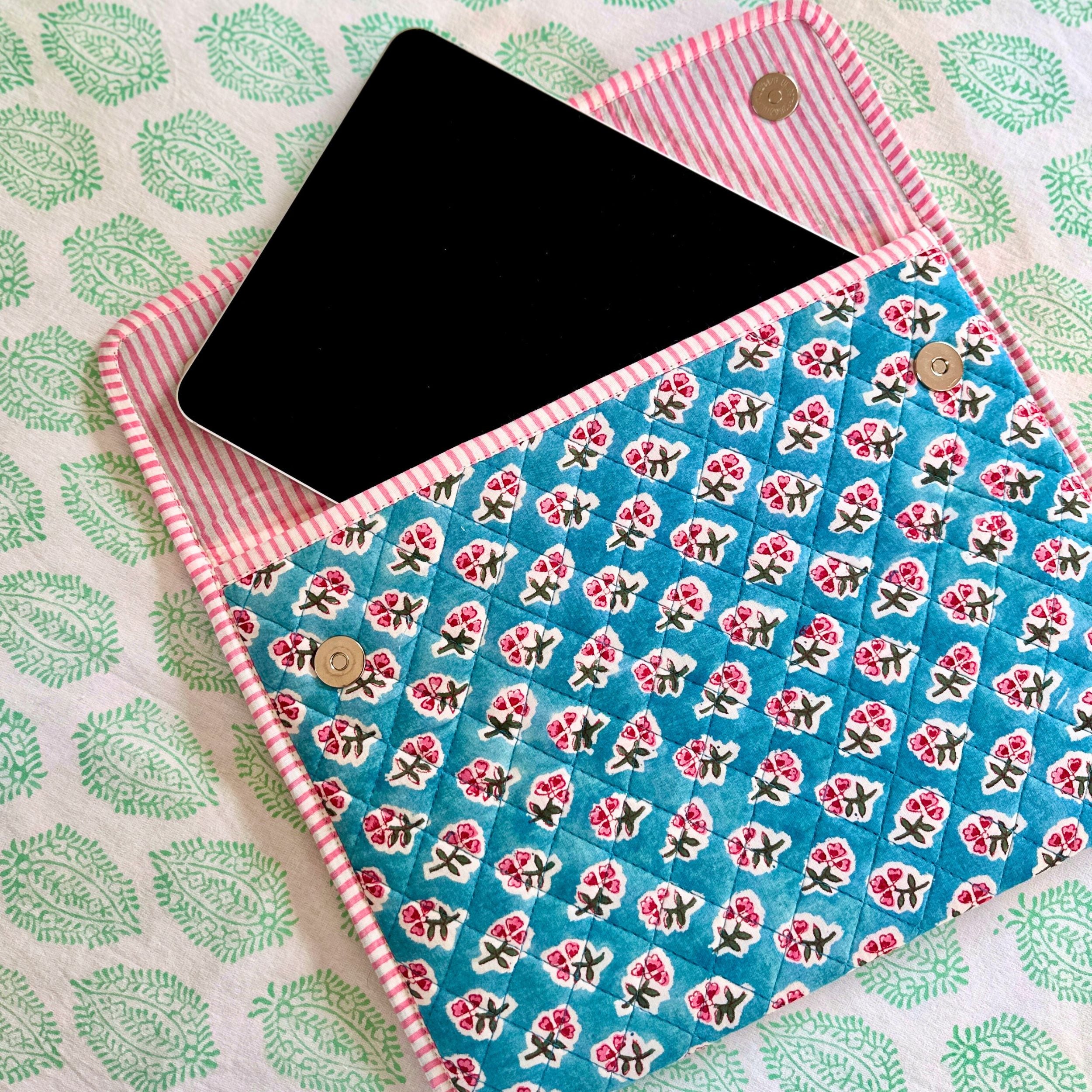 Teal Ditsy Quilted iPad Cover