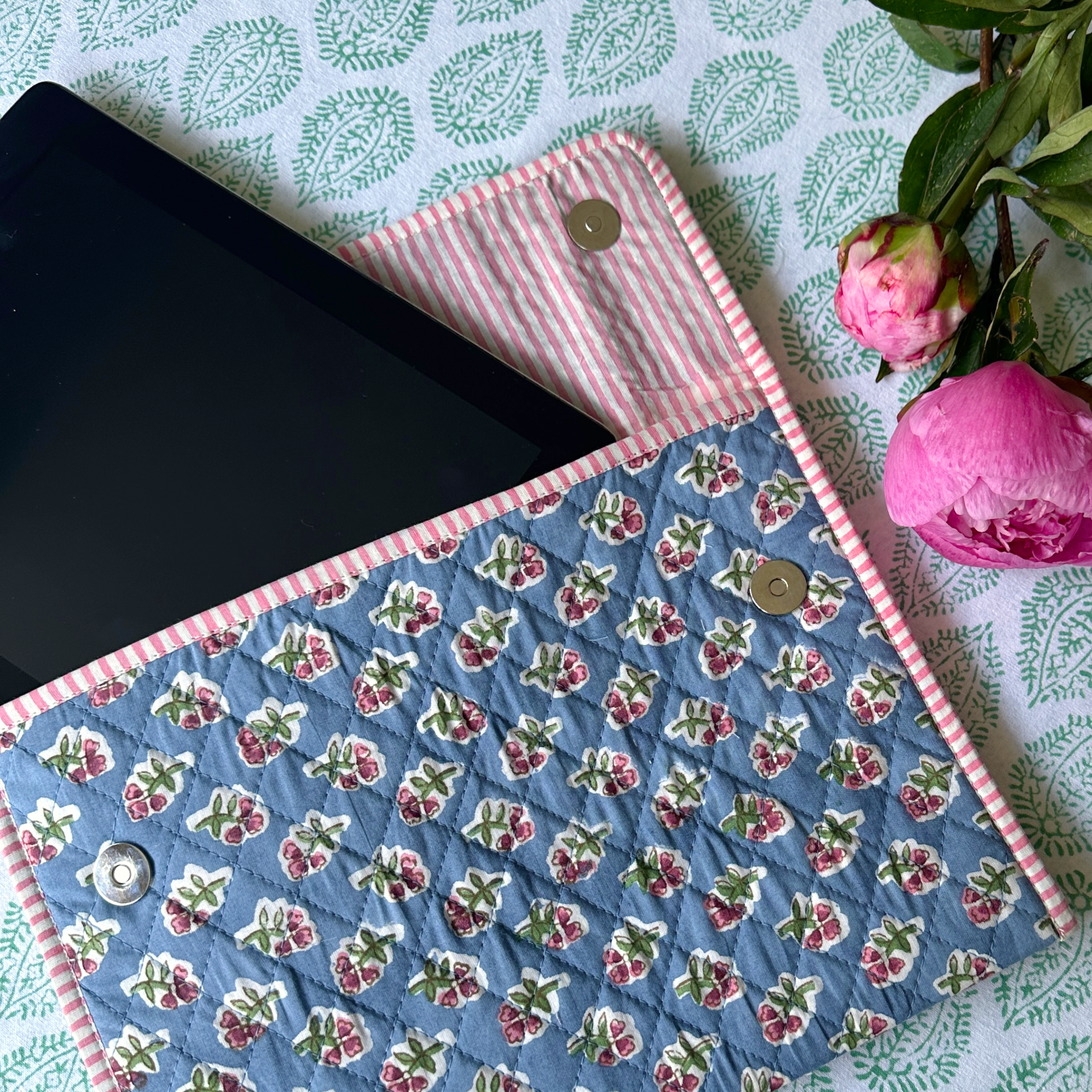 Azure Blue Ditsy Quilted iPad Cover