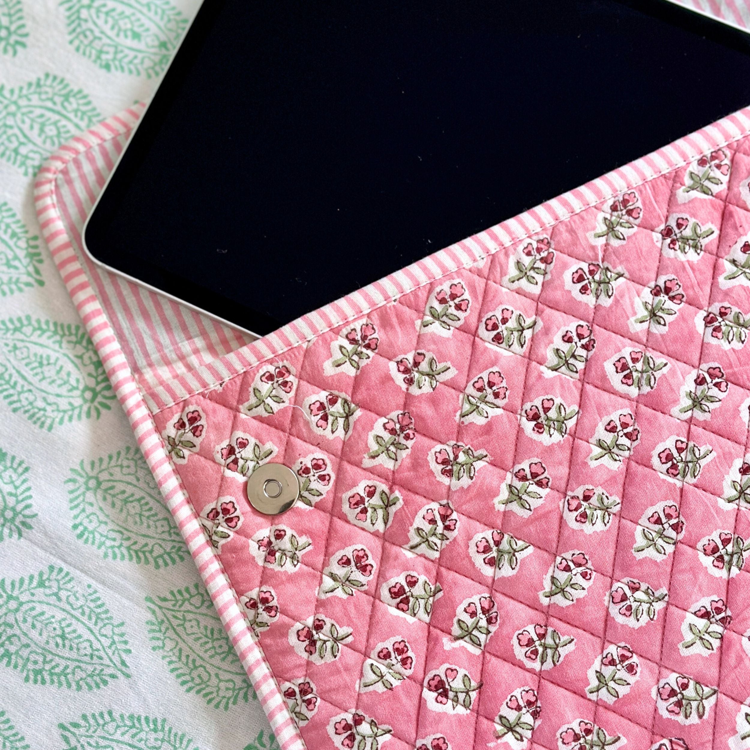 Rose Ditsy Quilted iPad Cover