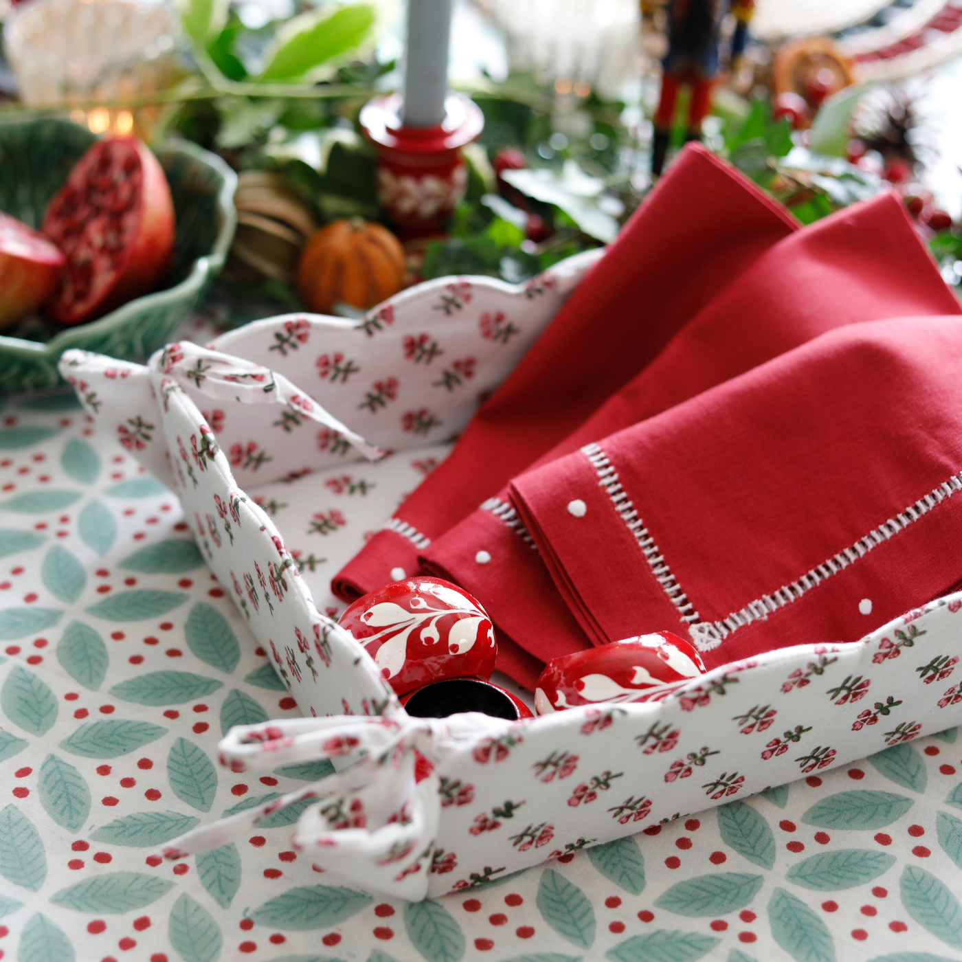 Pink Ditsy Scallop Tray