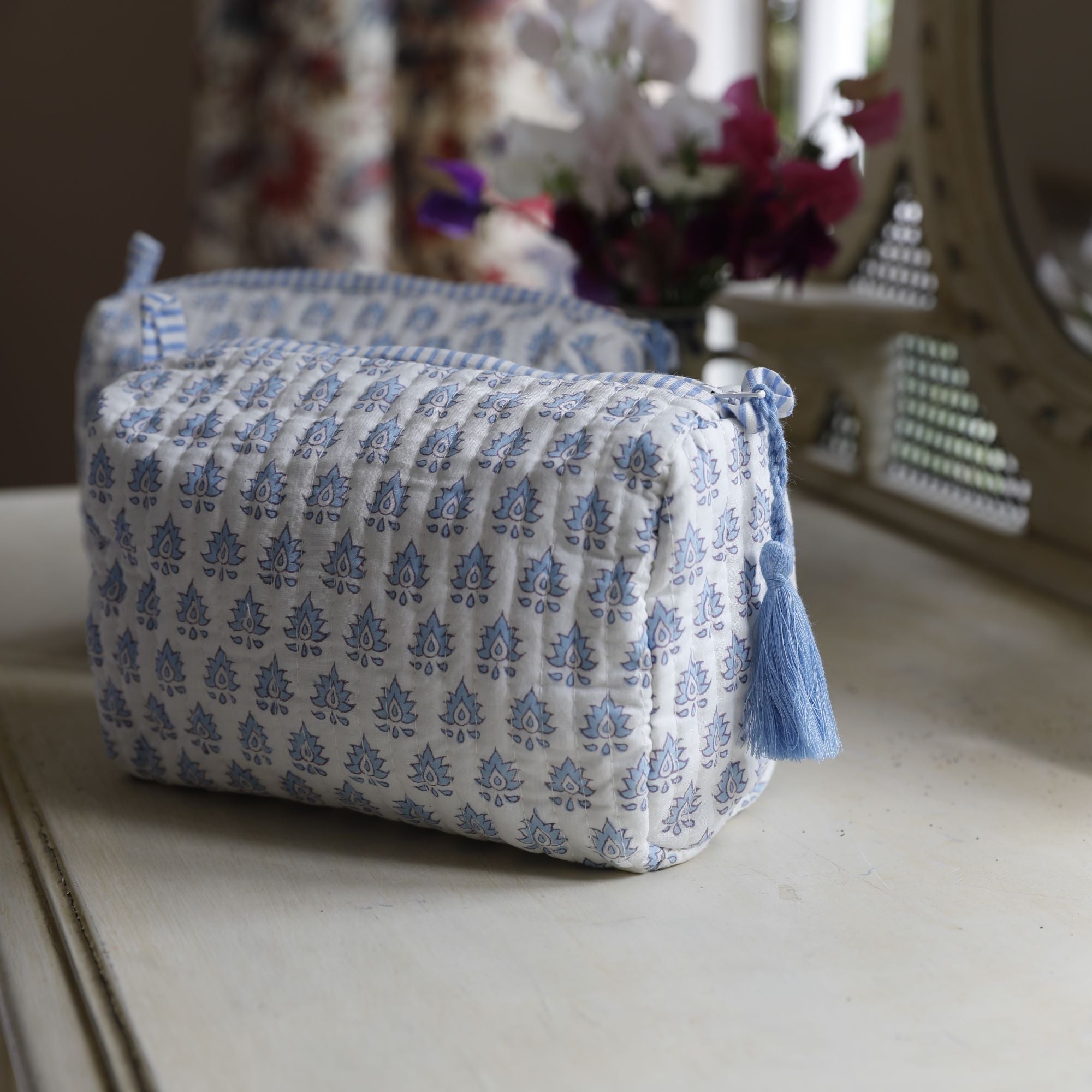 Blue Pomily Wash Bag Large Small