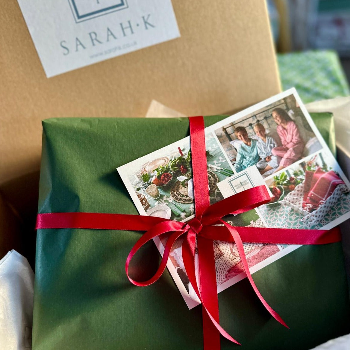 Gift Wrapping - Christmas