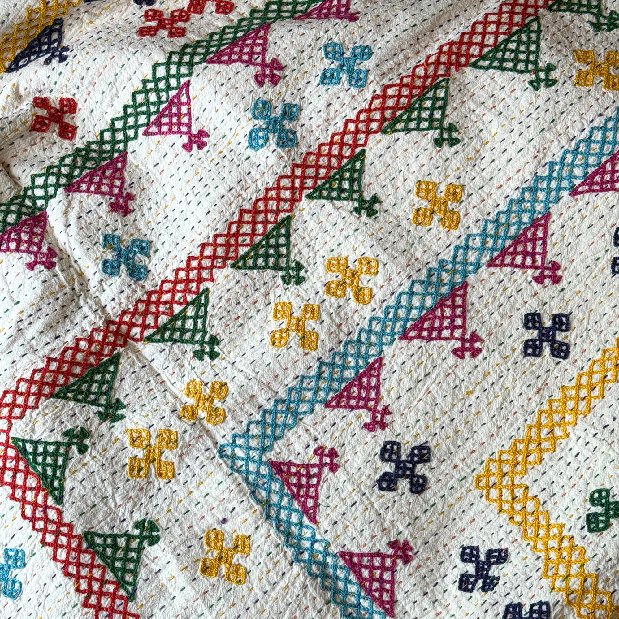 SINGLE KANTHA - YELLOW, BLUE, RED, GREEN
