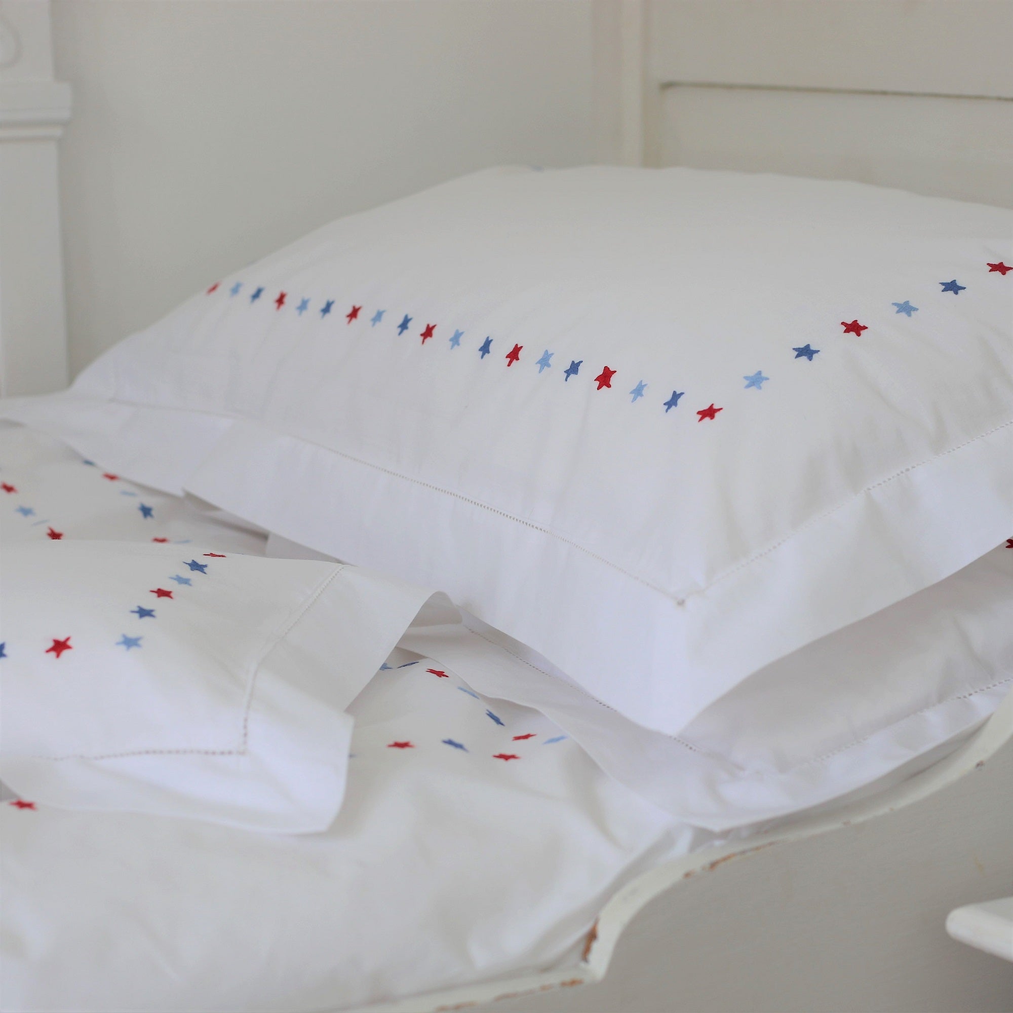 Red & Blue Star Pillowcase