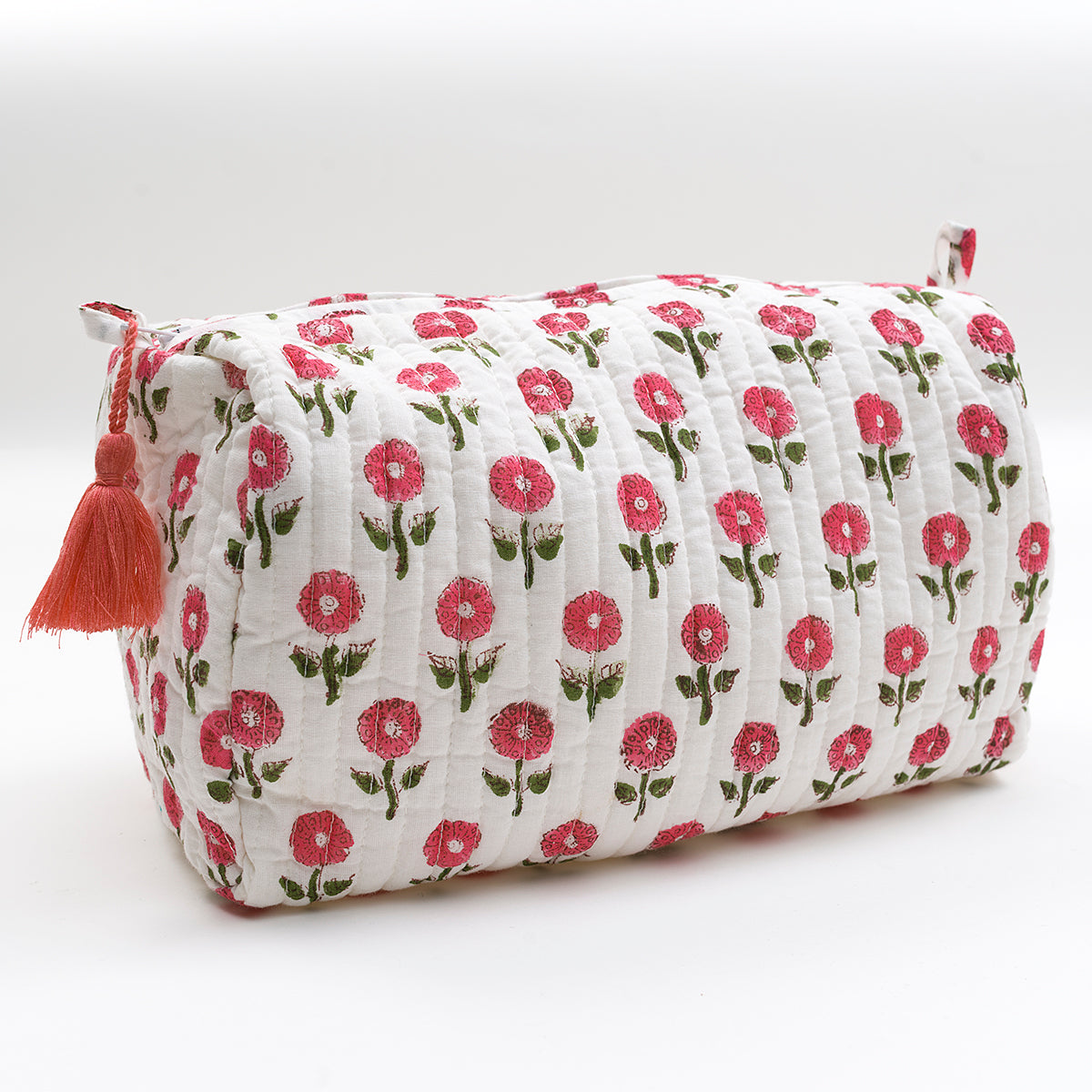 Pink Daisy Quilted Wash Bag
