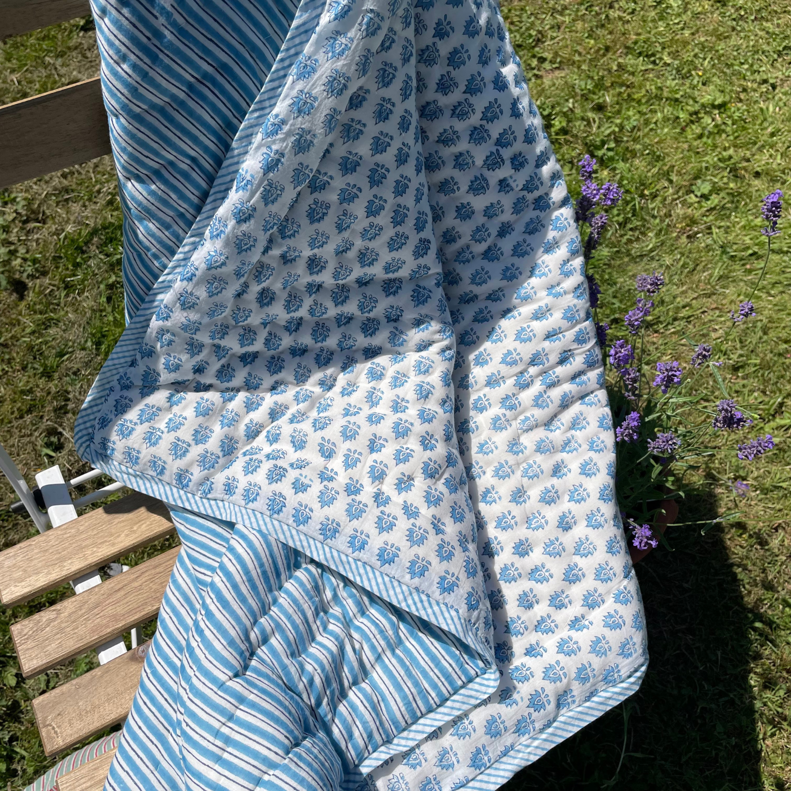 Blue Pomily Baby Quilt