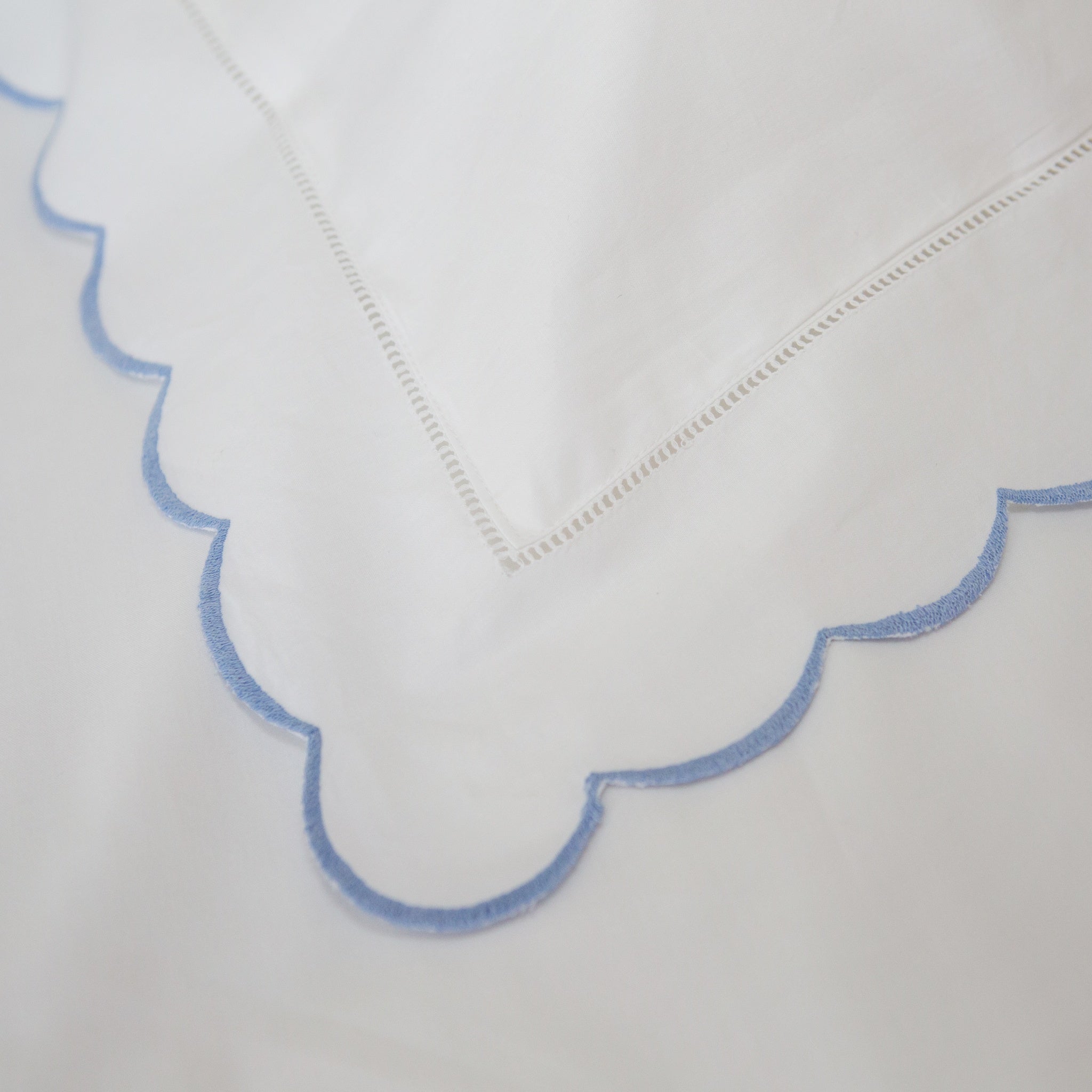 Blue Scallop Square Pillowcase