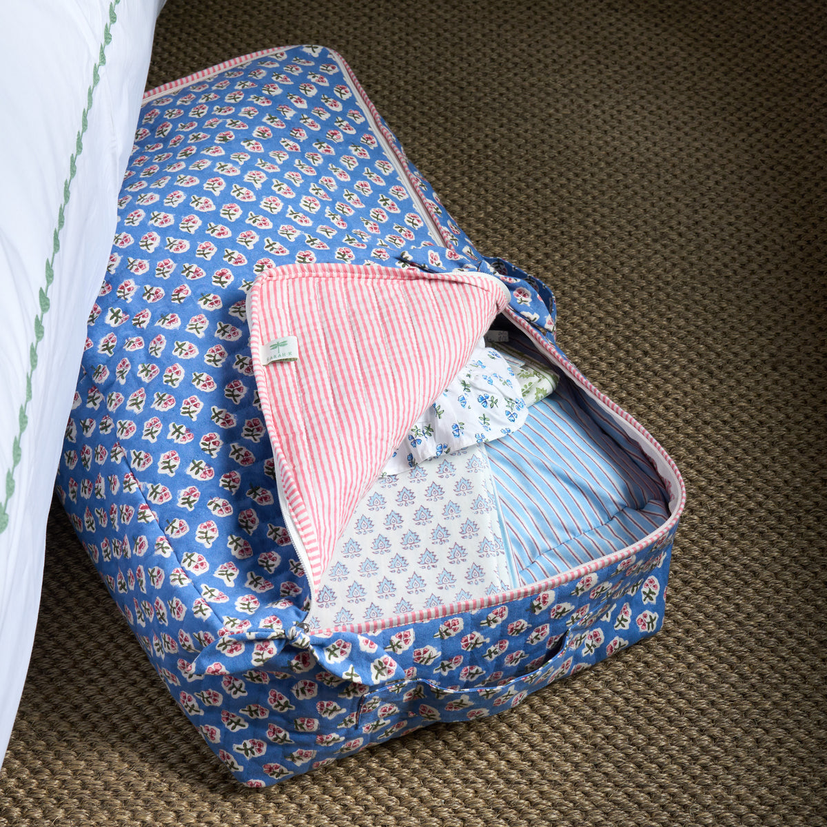 Pretty floral underbed storage bag