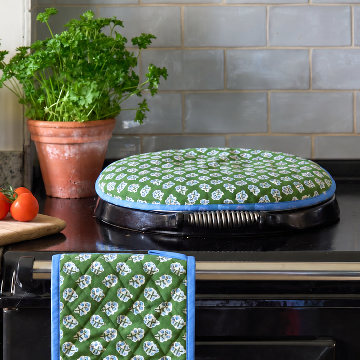Apple Green Ditsy AGA Cover
