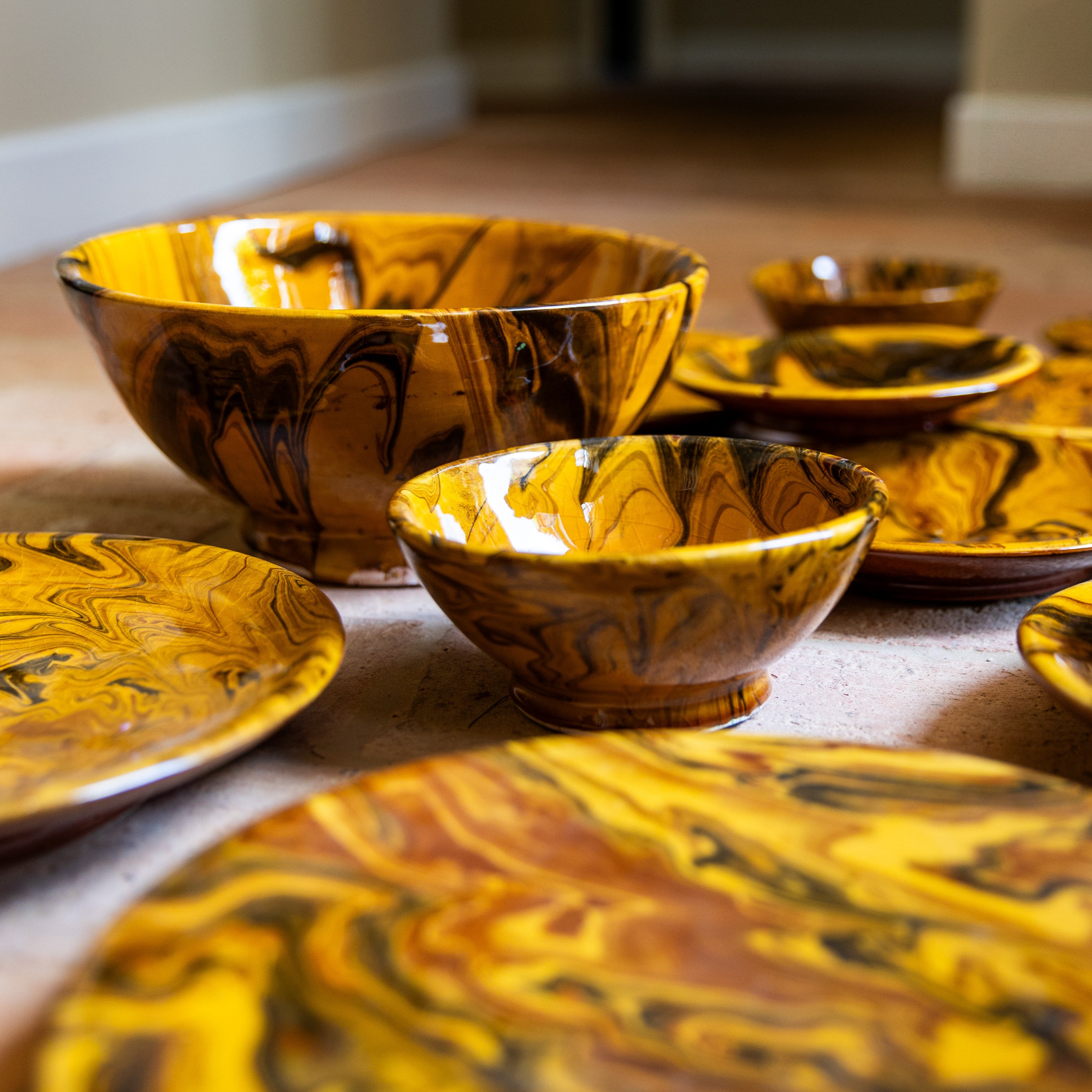 Large Honey Marbled Salad Bowl