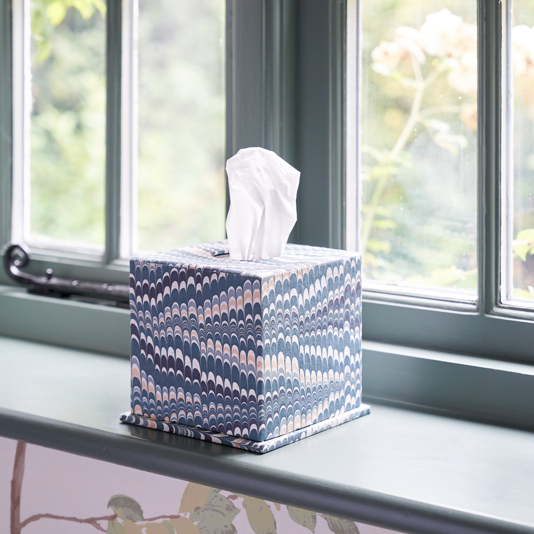 Marbled Tissue Box Cover - Blue and Cream
