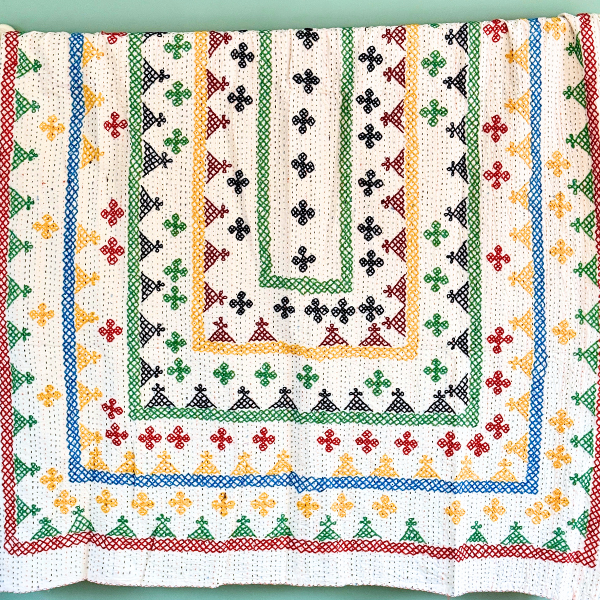 SINGLE KANTHA  - GREEN, RED, YELLOW, BLUE