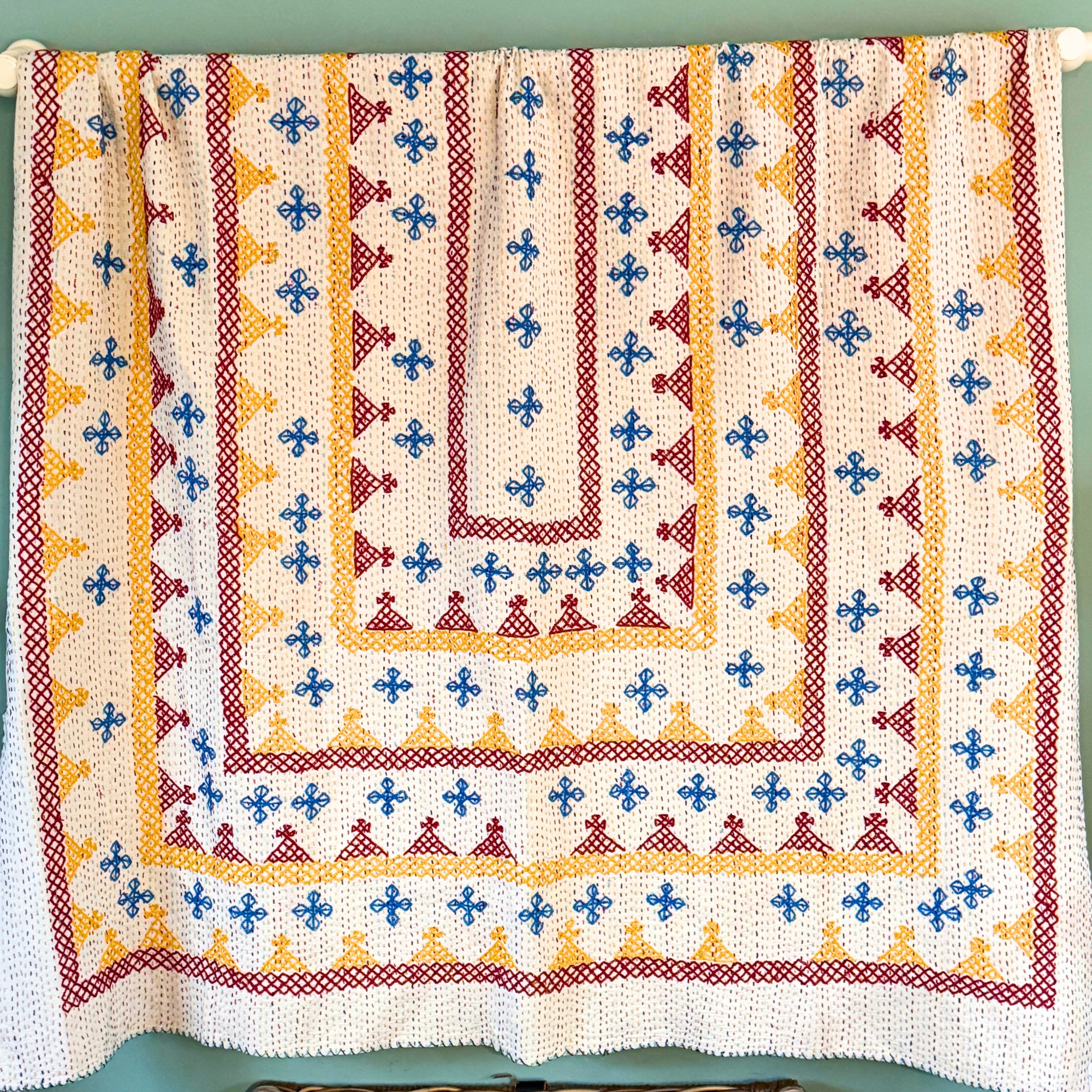 SINGLE KANTHA  - RED, YELLOW, BLUE,