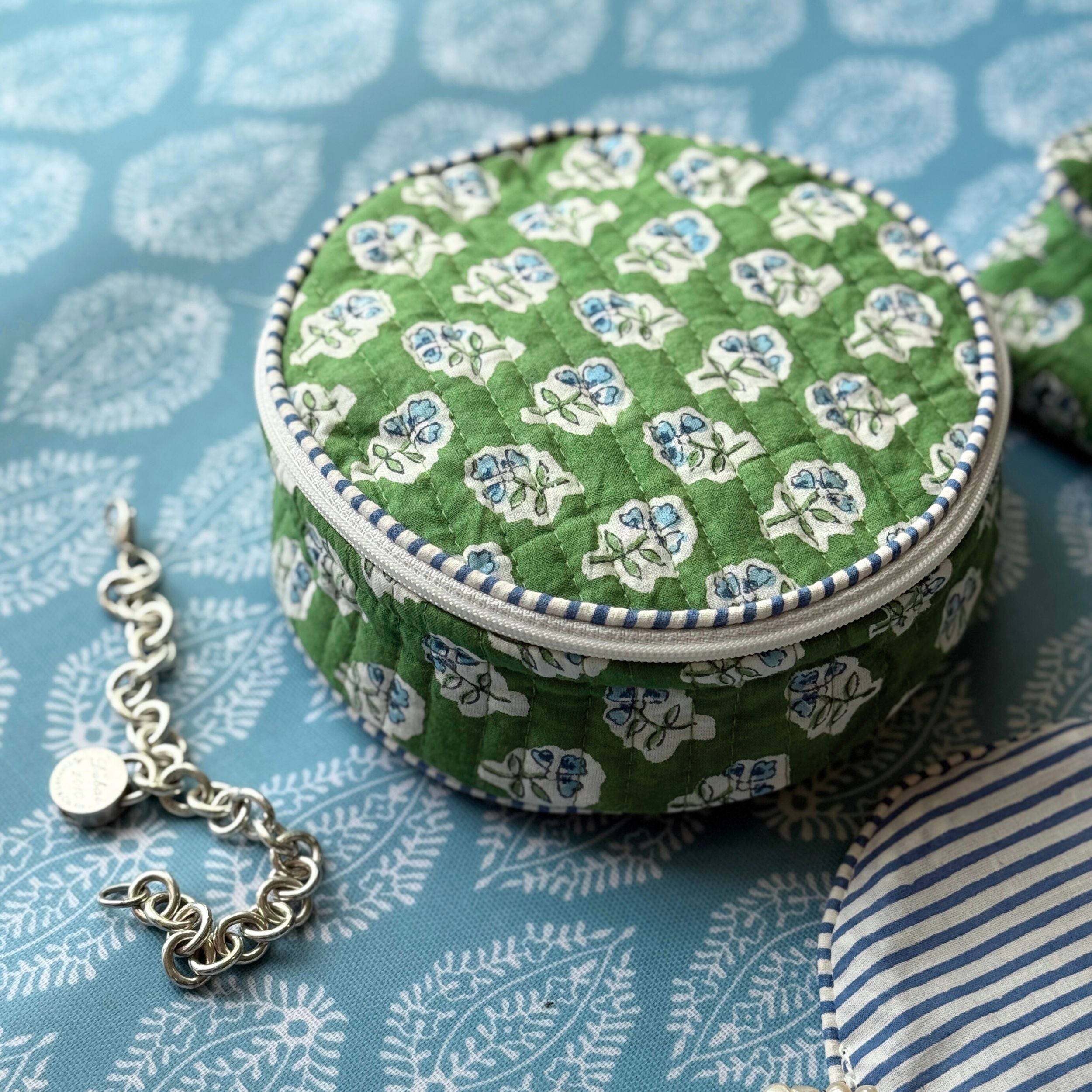 Apple Green Ditsy Jewellery Pouch