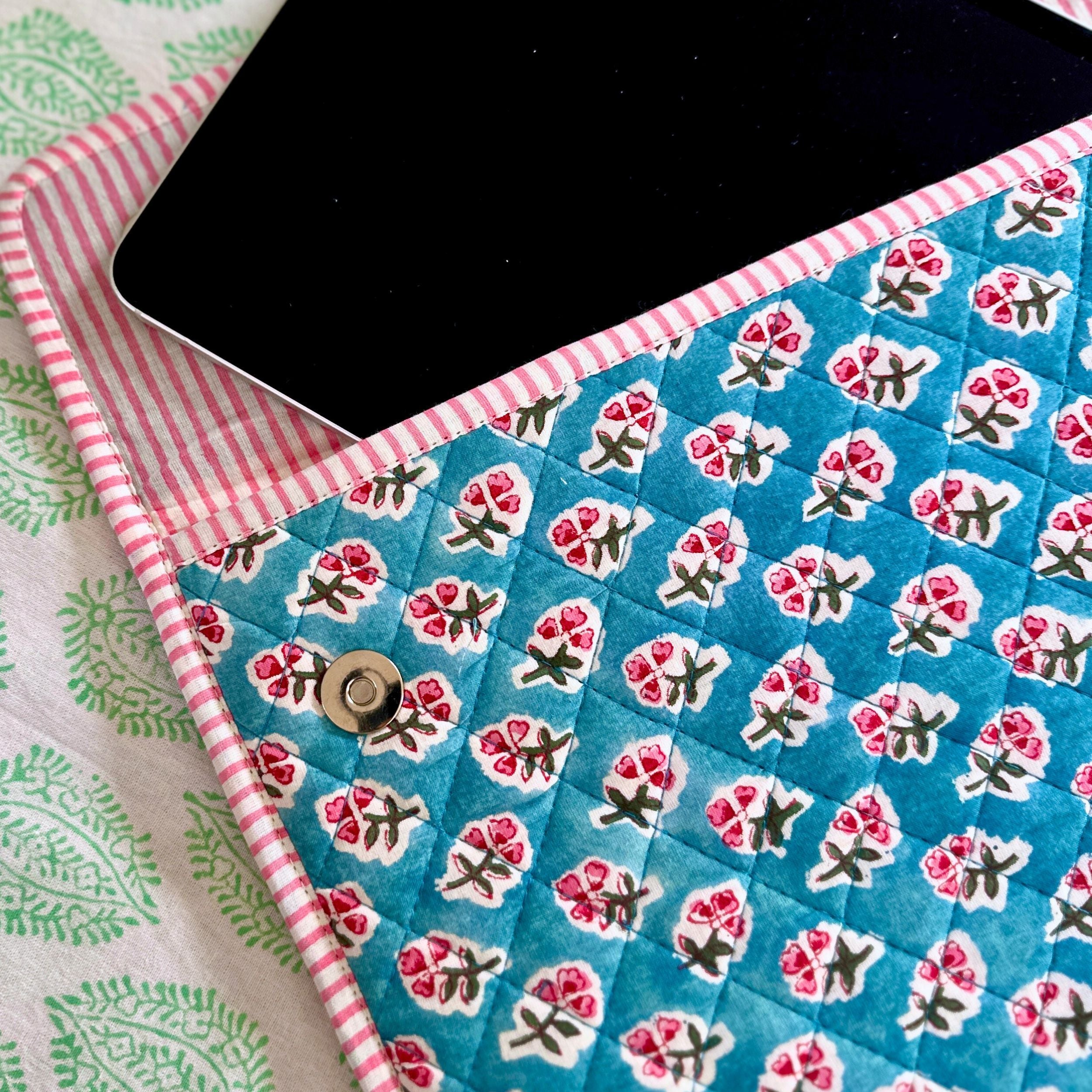 Teal Ditsy Quilted iPad Cover