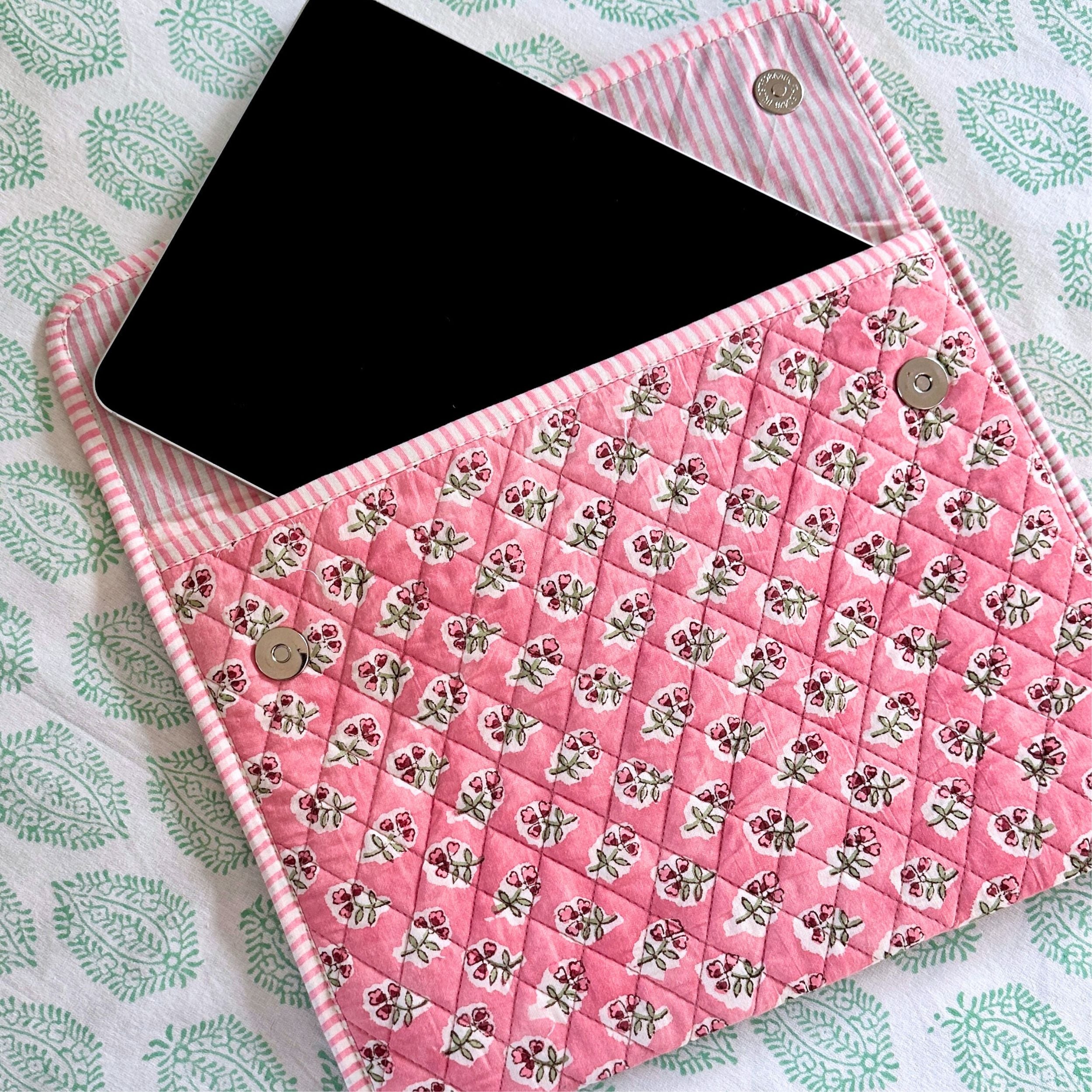 Rose Ditsy Quilted iPad Cover