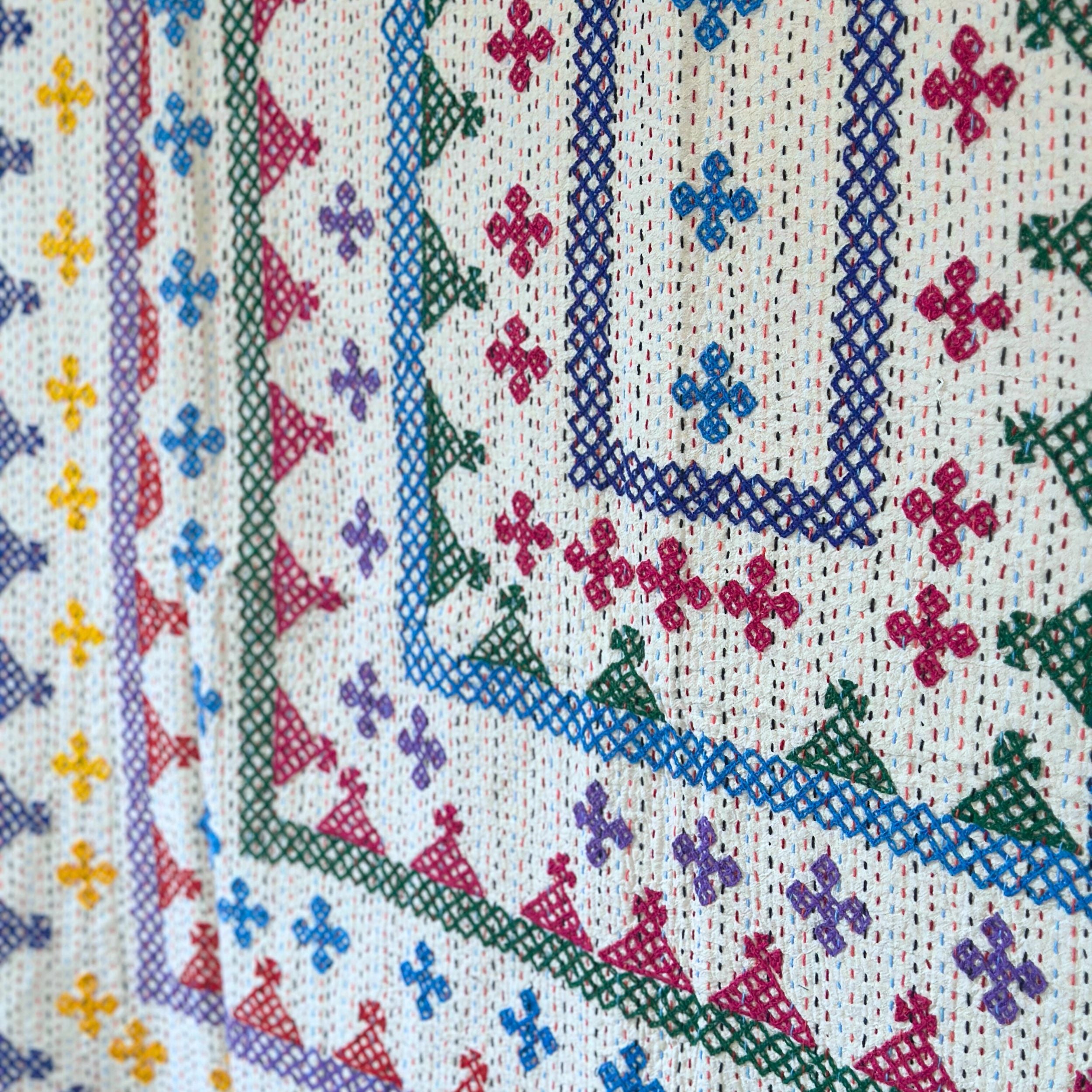 SINGLE KANTHA  - RED, PURPLE, YELLOW, PINK, GREEN