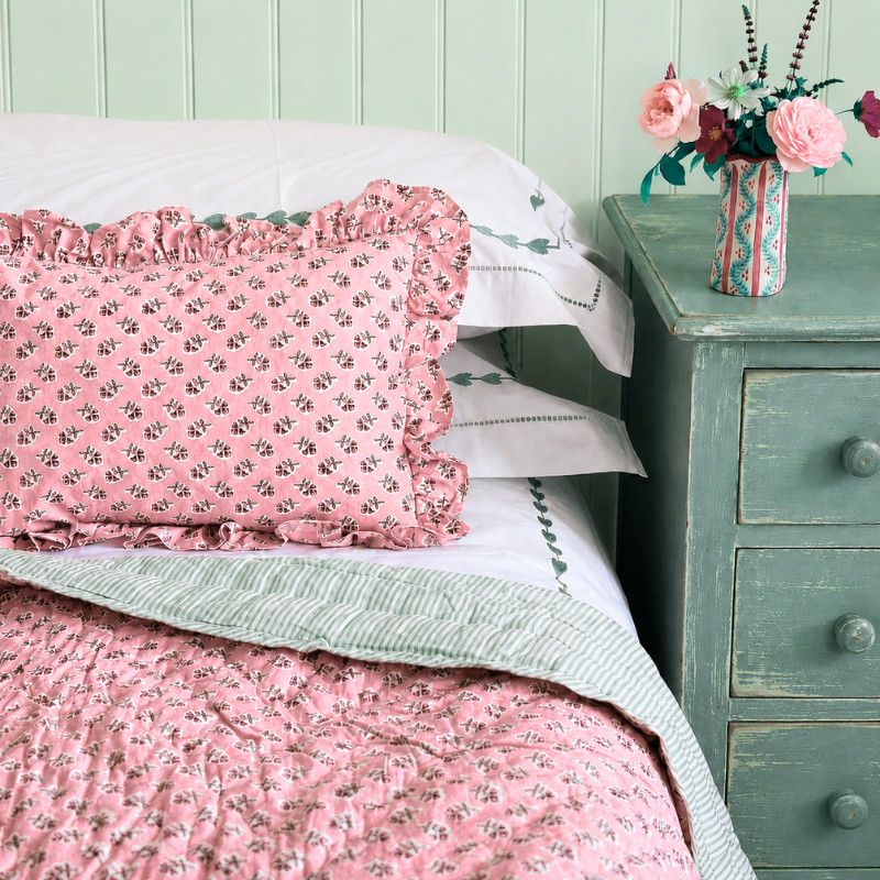 Rose Ditsy Quilt