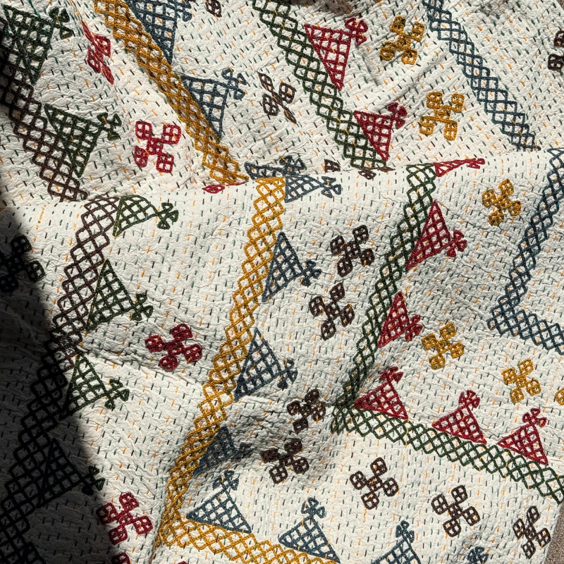 SINGLE KANTHA  - AUTUMN COLOURS