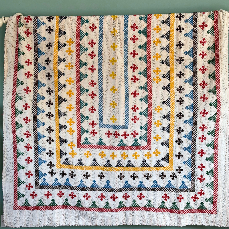 SINGLE KANTHA  - RED, BLACK, BLUE, GREEN, YELLOW