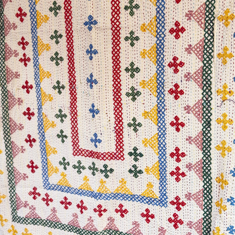 SINGLE KANTHA  - RED, BLACK, PINK, YELLOW, BLUE