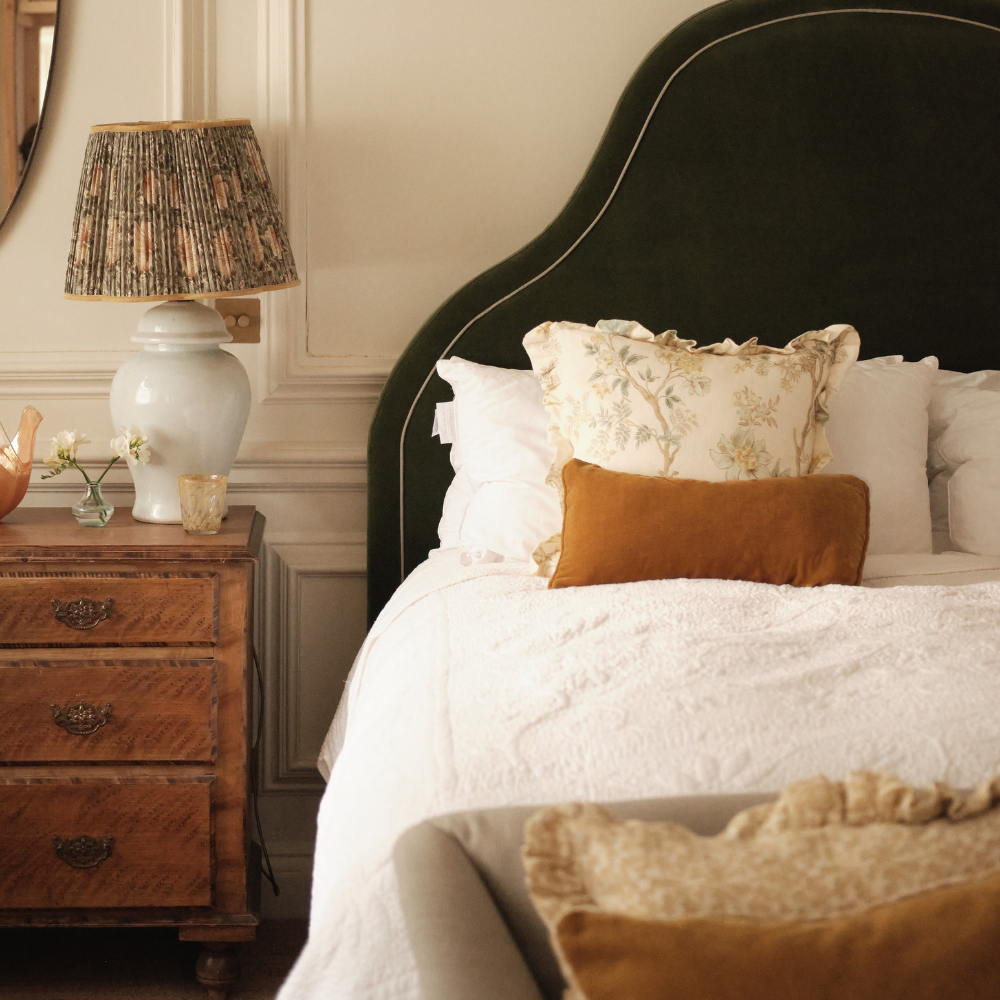 Scalloped Bedspread