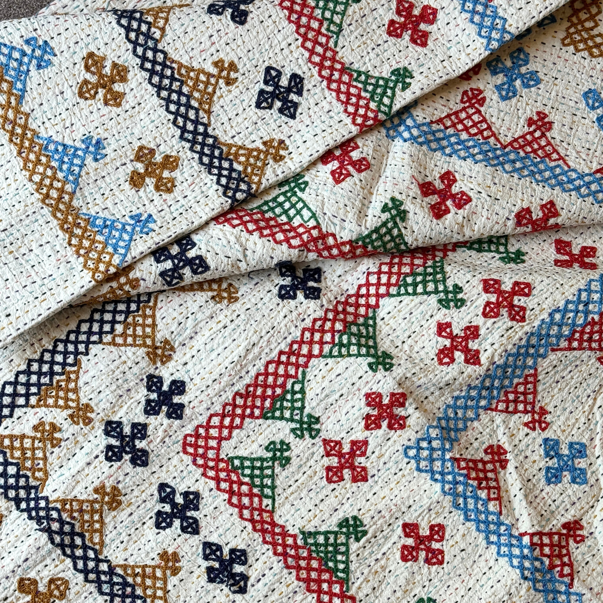 SINGLE KANTHA  - NAVY, BEIGE, RED, GREEN, BLUE
